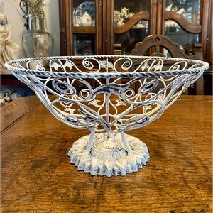 Shabby Chic Metal Fruit/Decor Bowl